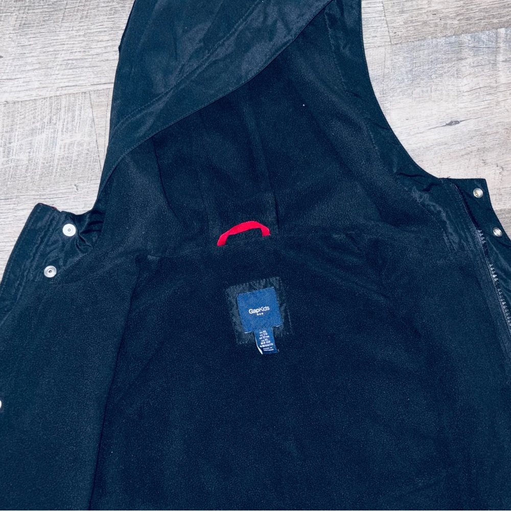 GAP KIDS👦BLACK & RED BOYS JACKET | HOOD | XL (12Y) - Picture 3 of 16